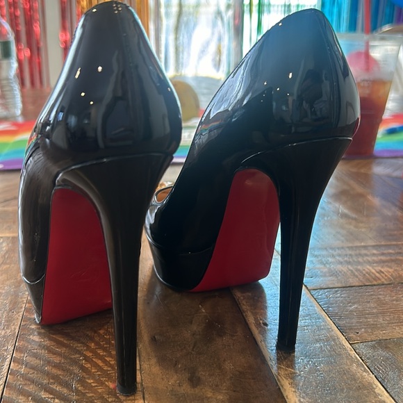 Louis Vuitton heels authentic - Picture 5 of 5